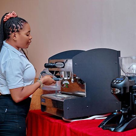 Luwa Evergreen Hotel Mtwara Dış mekan fotoğraf